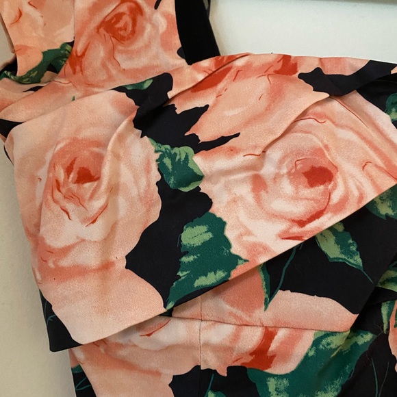 Rose Floral Print Fitted Dress—Get noticed! - Picture 2 of 9